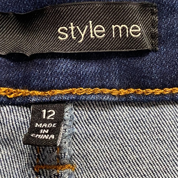 Style Me Stretch Jean Studded Skirt Size 12 NWT - Picture 5 of 9